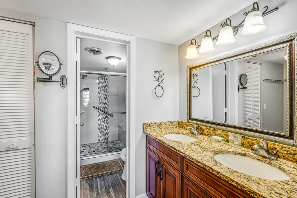 921 Seagrape Drive Marco Island FL 34145