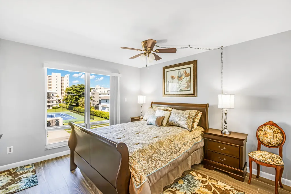 921 Seagrape Drive Marco Island FL 34145