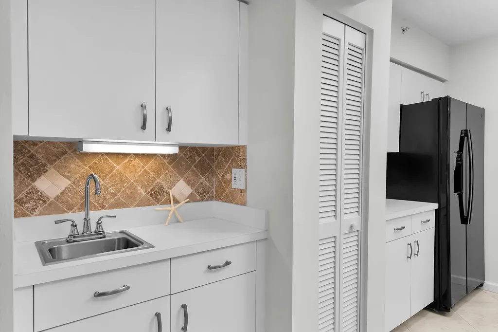 990 Cape Marco Drive Marco Island FL 34145