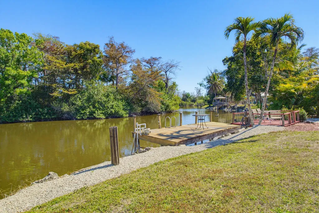 47 Constitution Drive Naples FL 34112