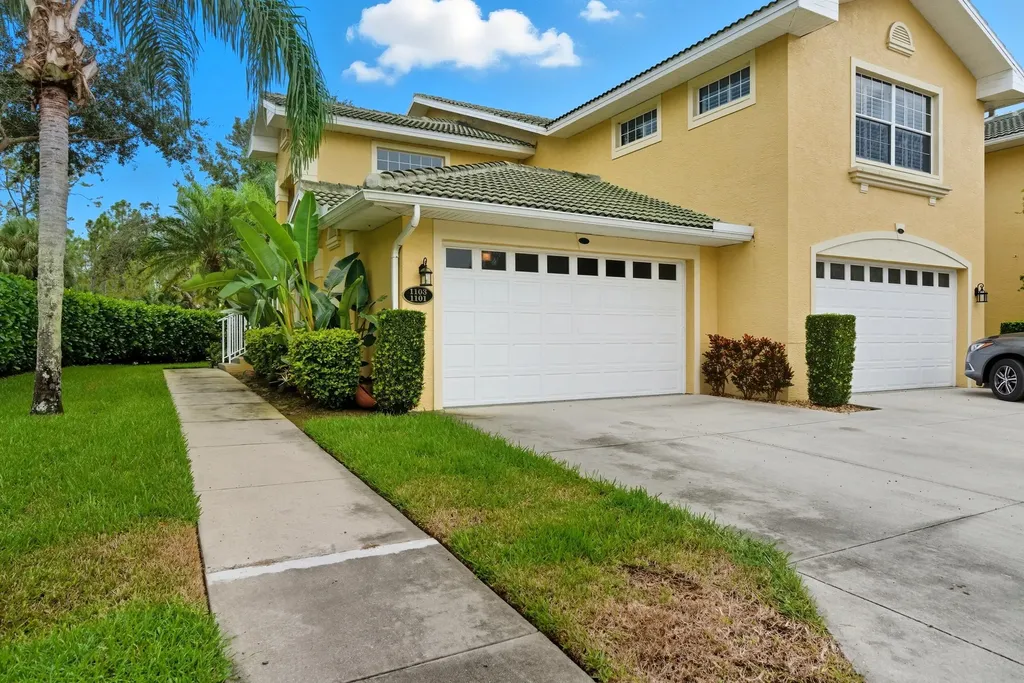 8390 Big Acorn Naples FL 34119
