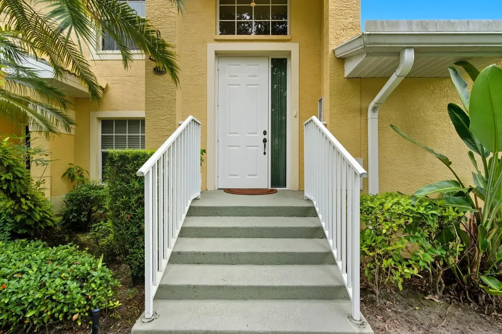 8390 Big Acorn Naples FL 34119