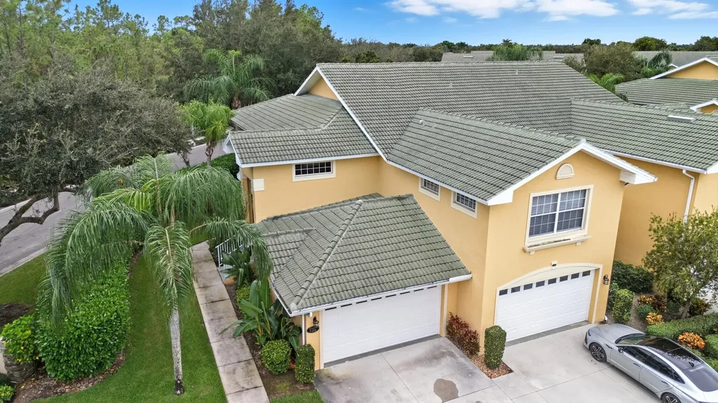 8390 Big Acorn Naples FL 34119
