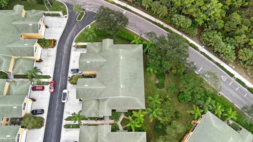 8390 Big Acorn Naples FL 34119