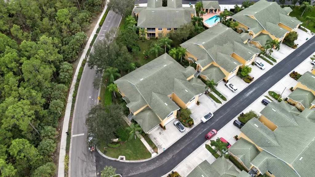 8390 Big Acorn Naples FL 34119