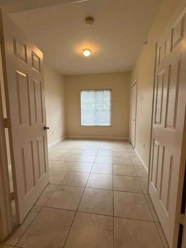 13131 Bella Casa Circle Fort Myers FL 33966