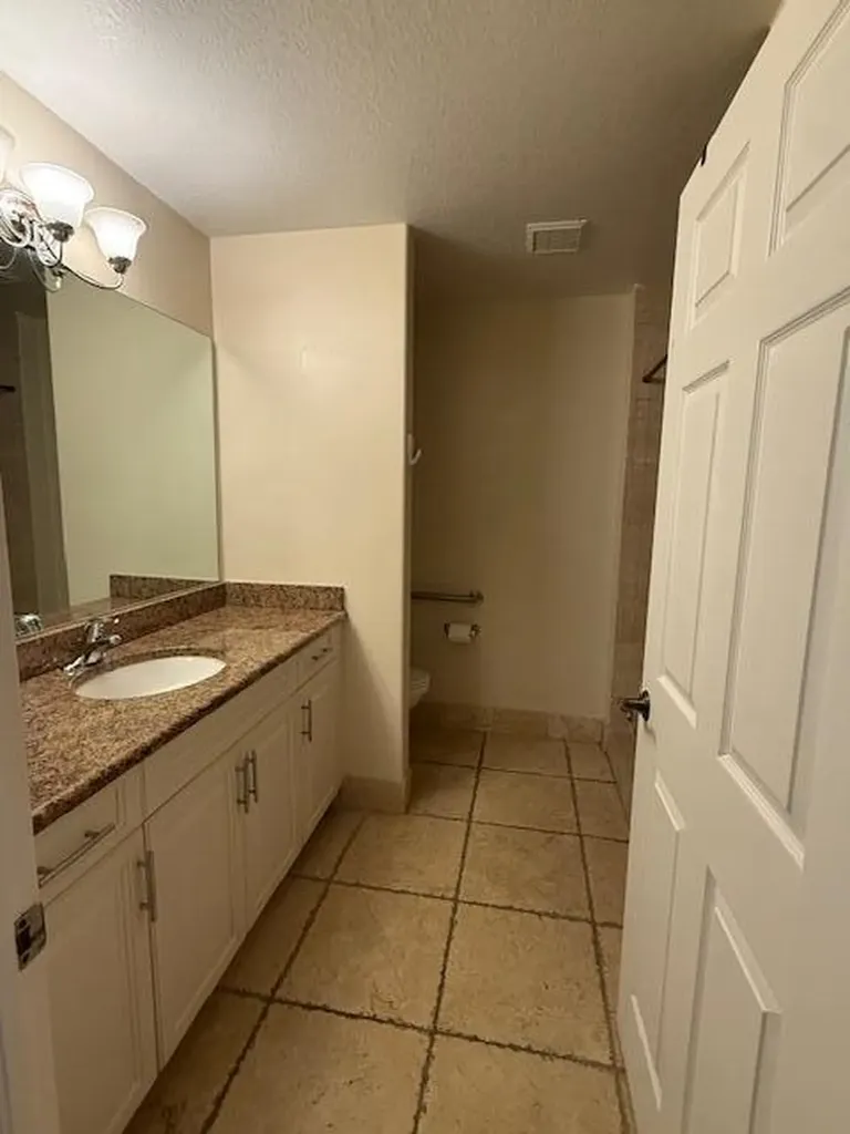 13131 Bella Casa Circle Fort Myers FL 33966