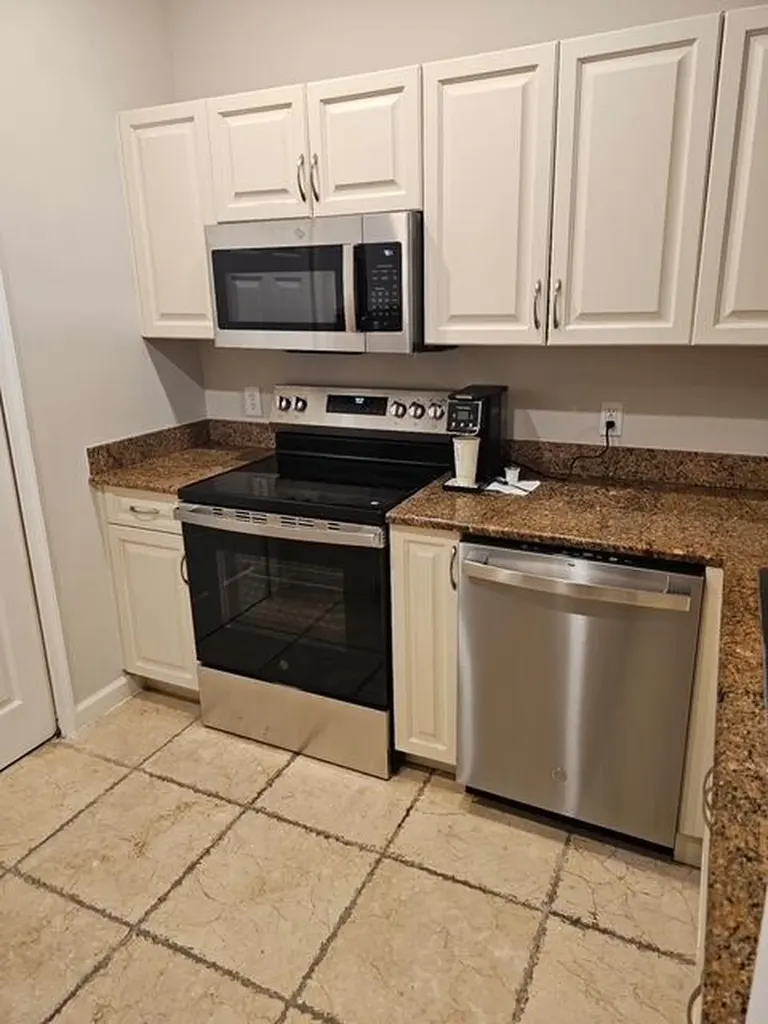 13131 Bella Casa Circle Fort Myers FL 33966