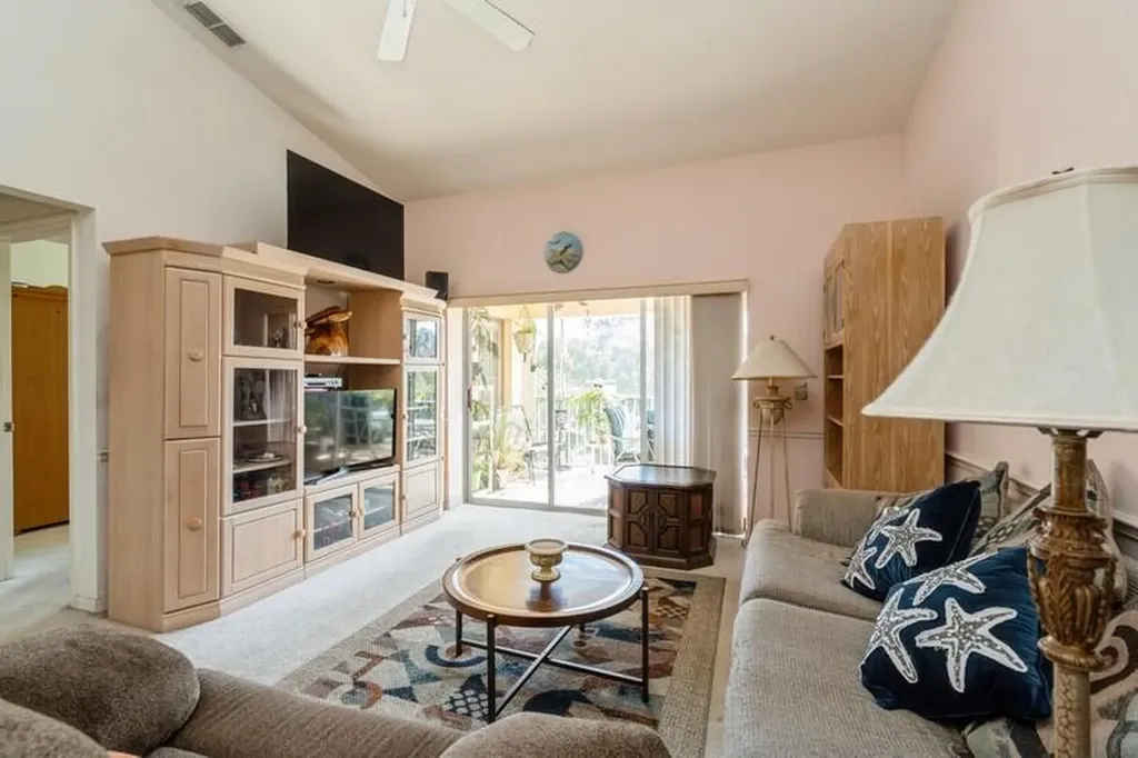 1336 Mainsail Naples FL 34114