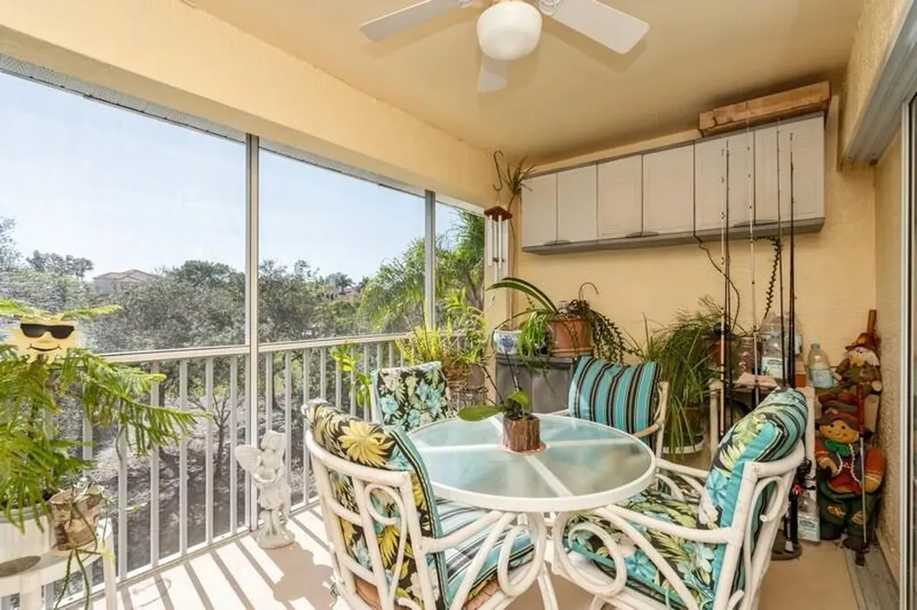 1336 Mainsail Naples FL 34114