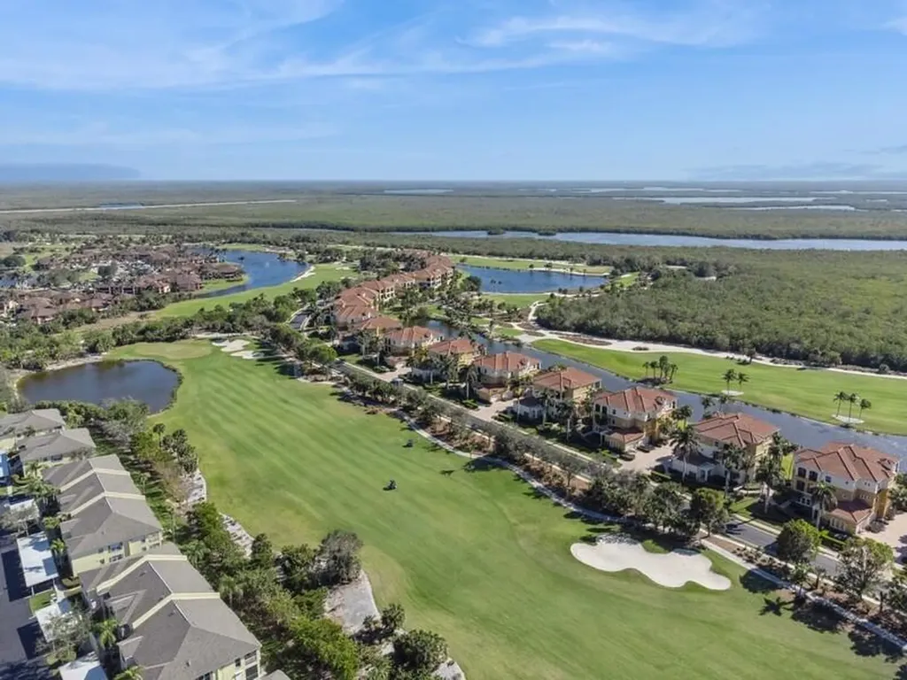 1336 Mainsail Naples FL 34114