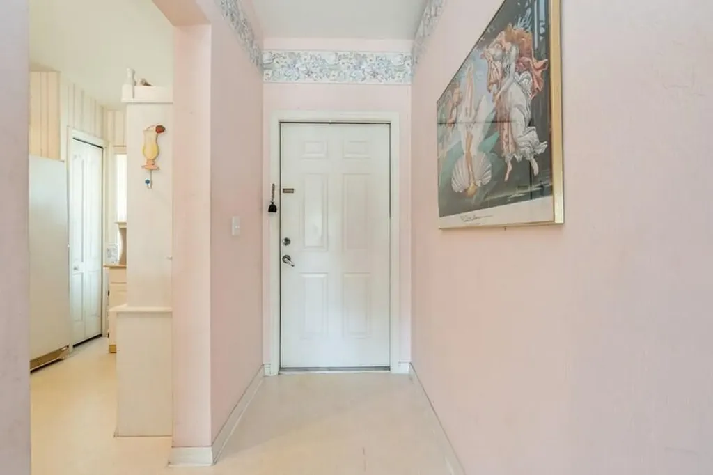 1336 Mainsail Naples FL 34114