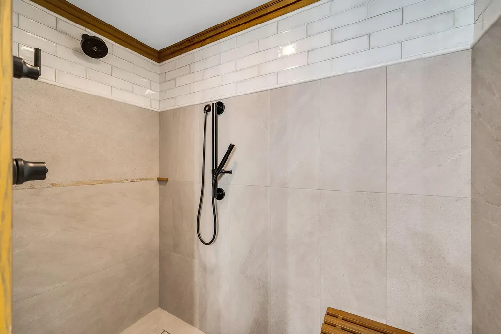 3000 Oasis Grand Boulevard Fort Myers FL 33916