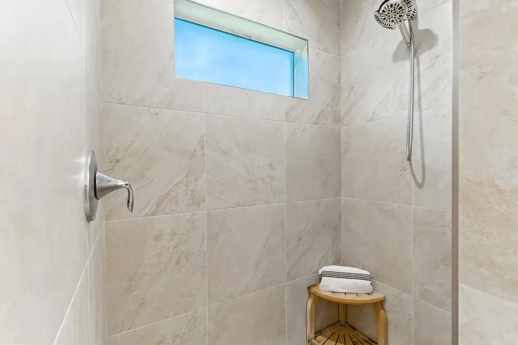 176 Venus Cay Naples FL 34114