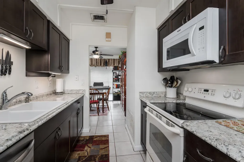 756 Apple Court Marco Island FL 34145