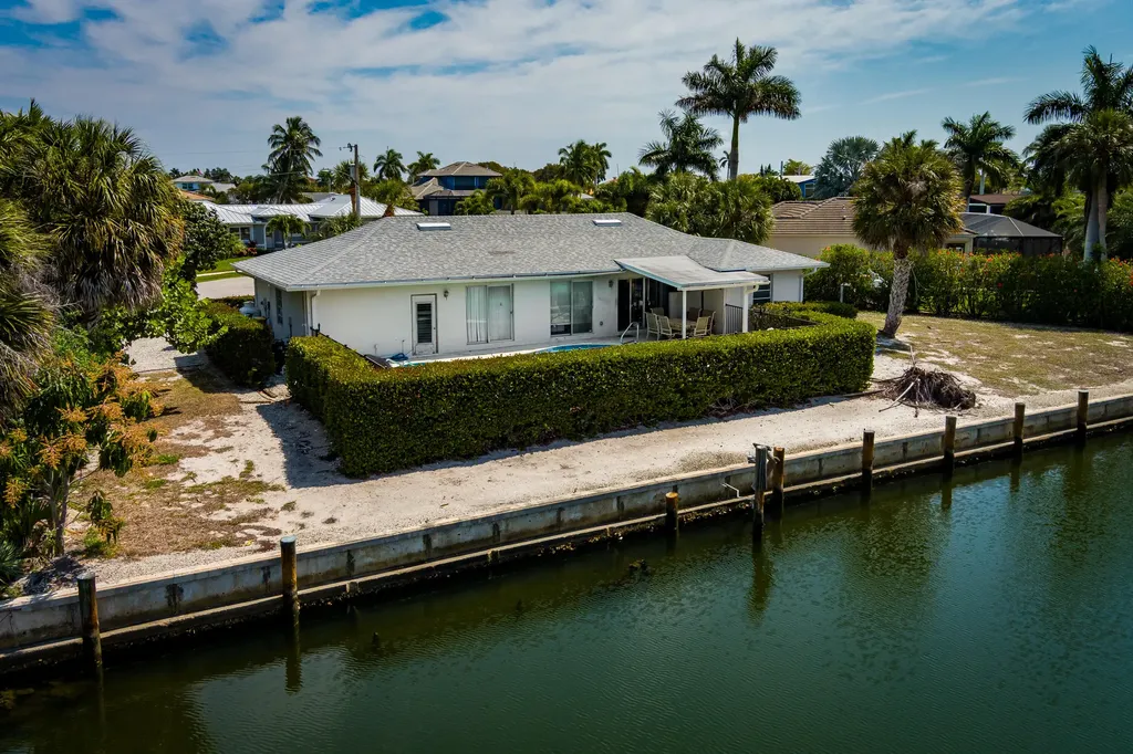 756 Apple Court Marco Island FL 34145