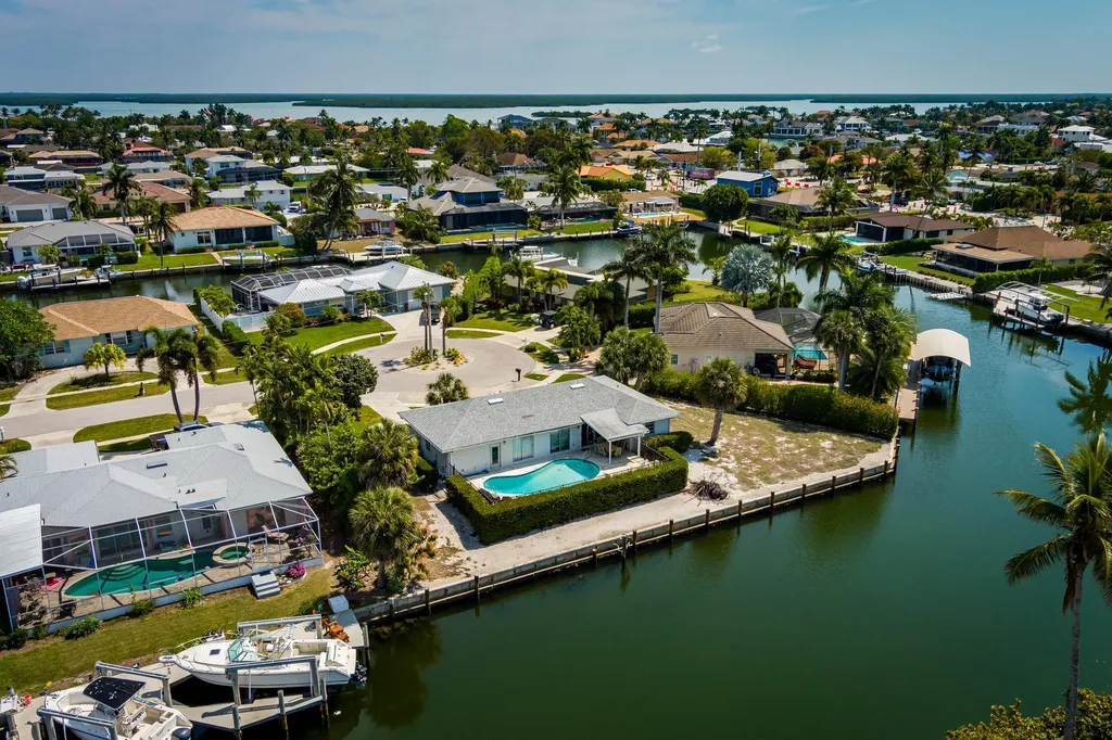 756 Apple Court Marco Island FL 34145