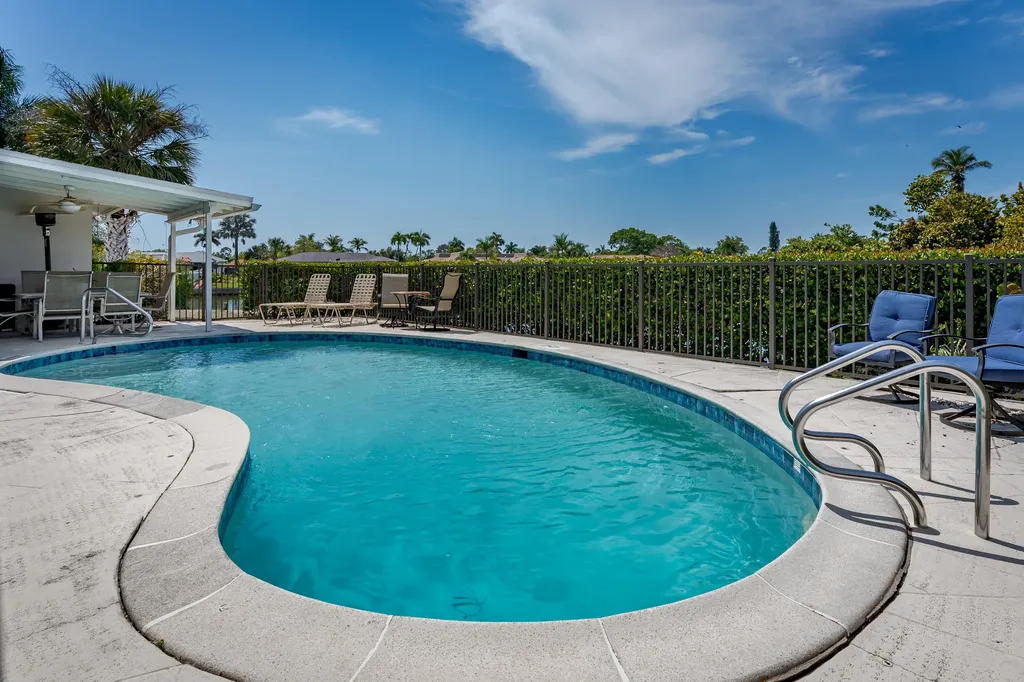 756 Apple Court Marco Island FL 34145