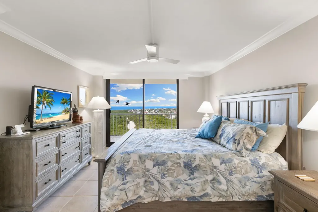 440 Seaview Court Marco Island FL 34145