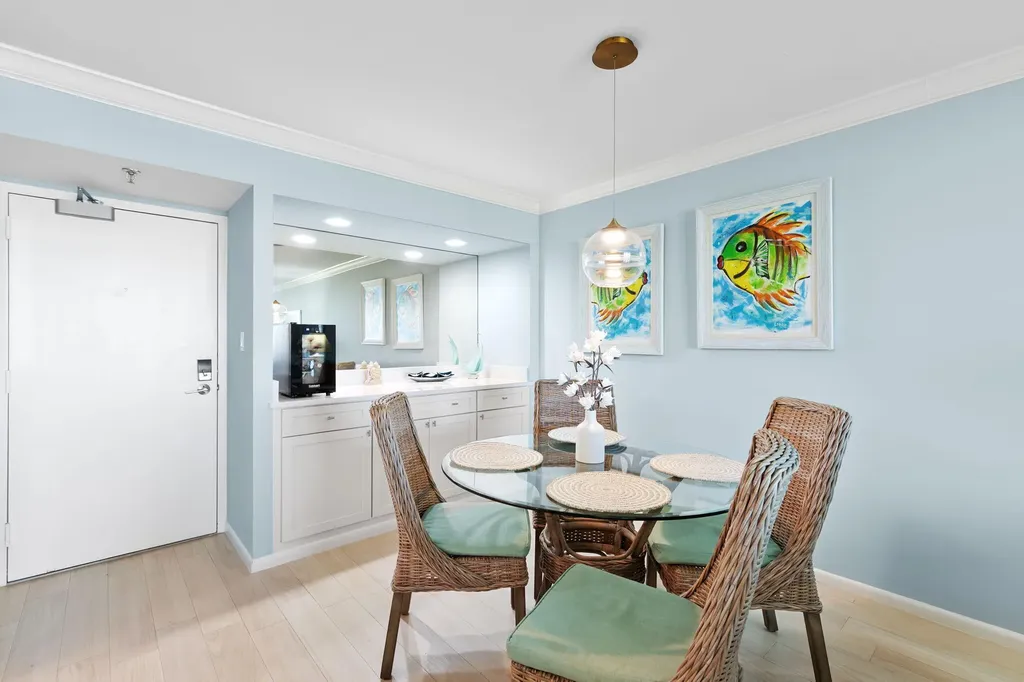 440 Seaview Court Marco Island FL 34145