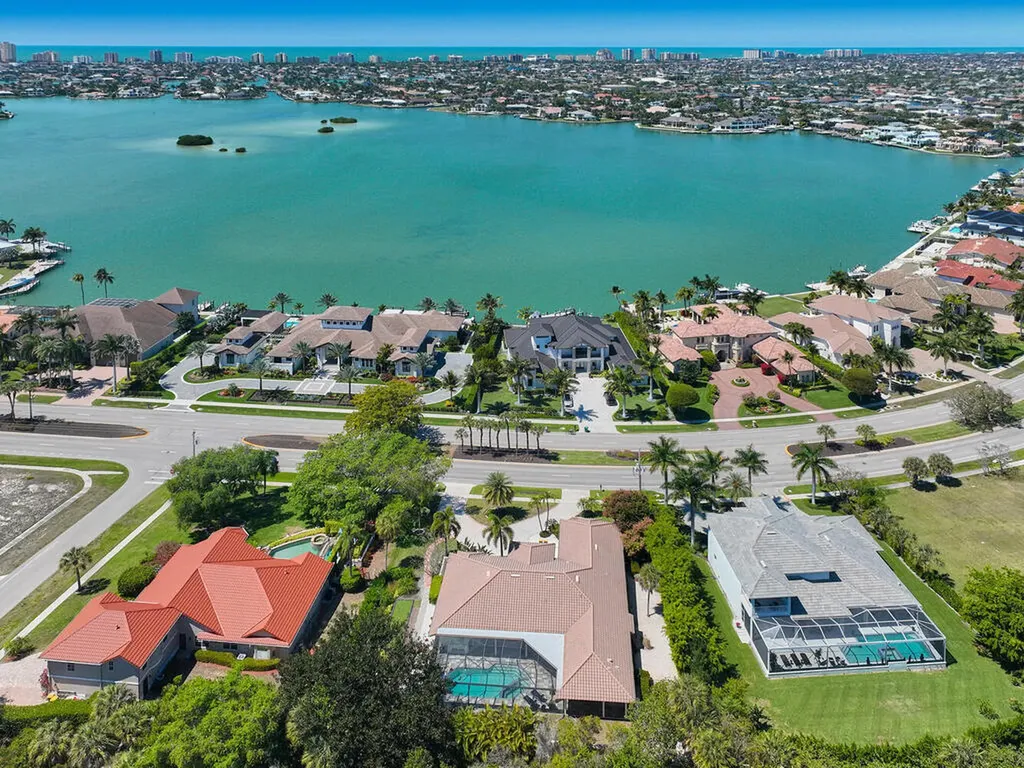 681 S Barfield Marco Island FL 34145