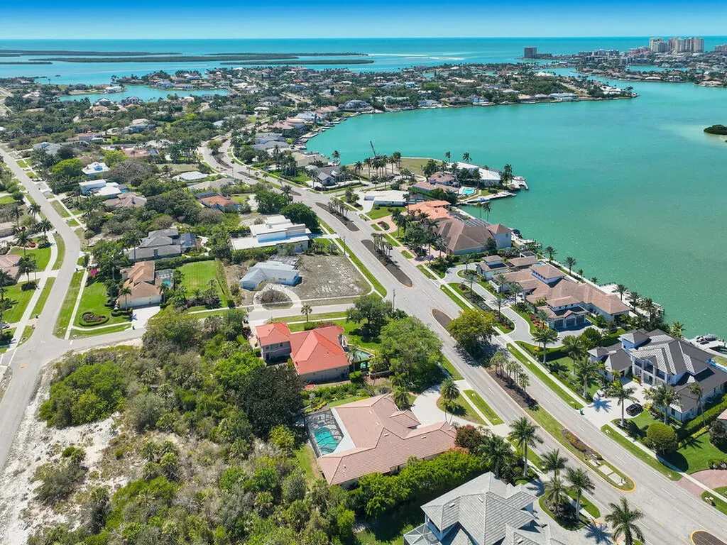 681 S Barfield Marco Island FL 34145