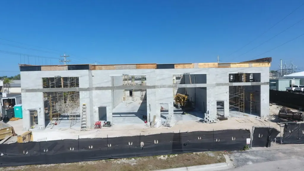 805 E Elkcam Circle Marco Island FL 34145