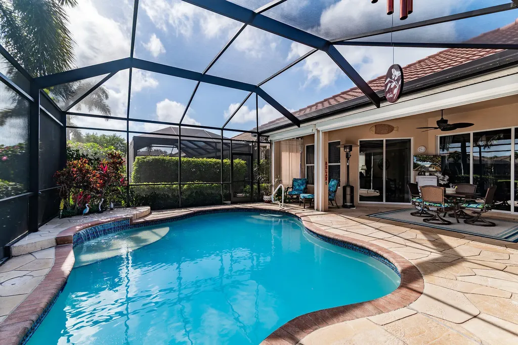 6806 Bent Grass Drive Naples FL 34113