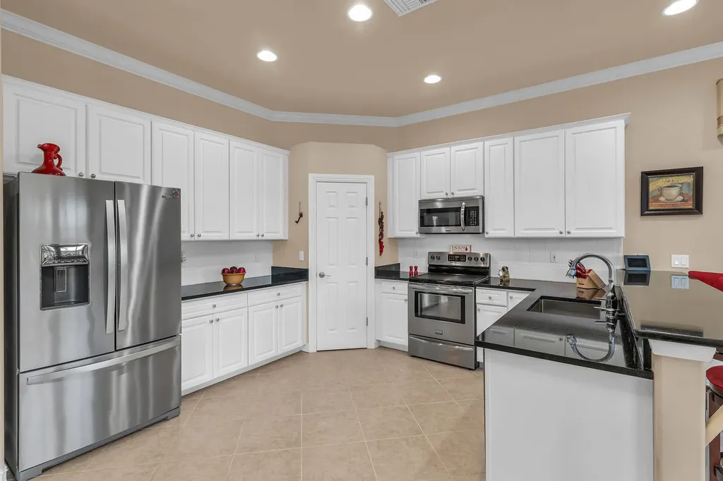 6806 Bent Grass Drive Naples FL 34113