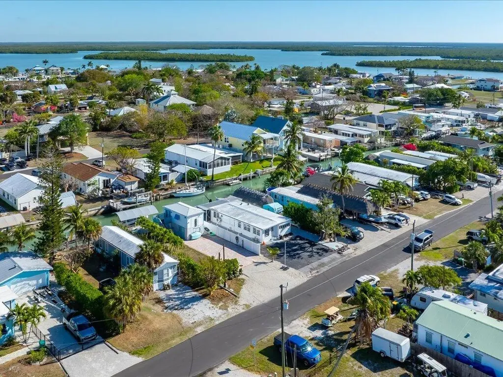 657 E Palm Avenue Goodland FL 34140