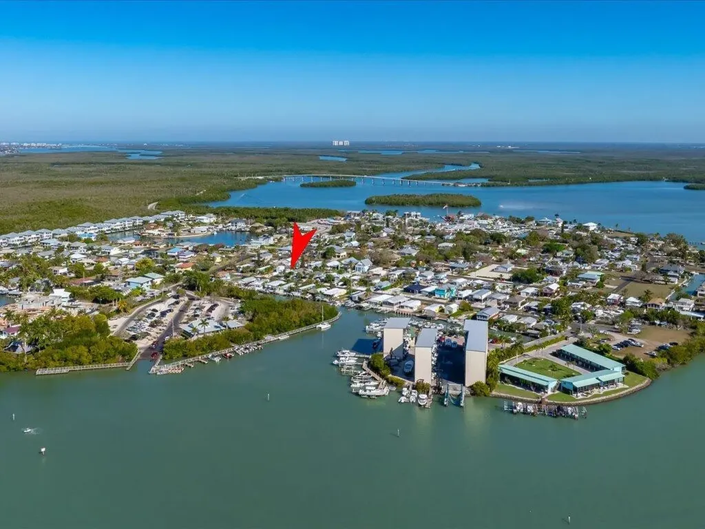 657 E Palm Avenue Goodland FL 34140