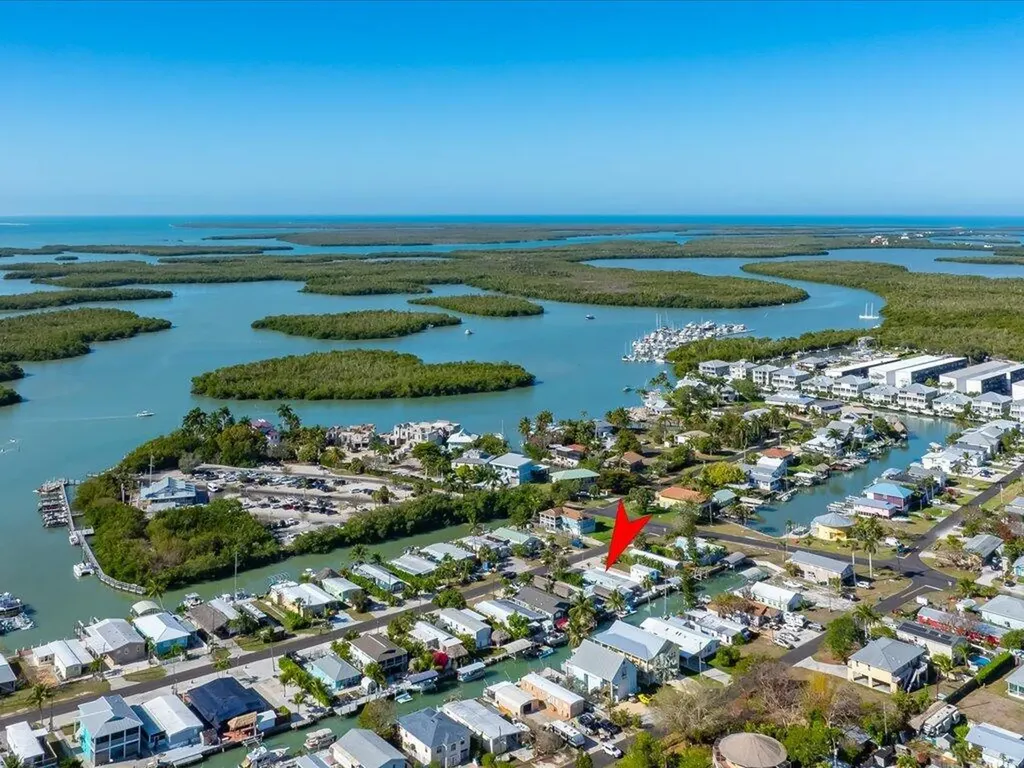 657 E Palm Avenue Goodland FL 34140