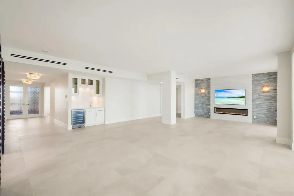 4000 Royal Marco Way Marco Island FL 34145