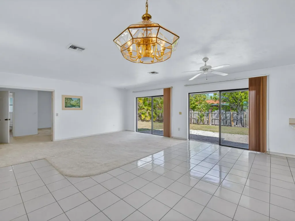 1256 Bluebird Avenue Marco Island FL 34145