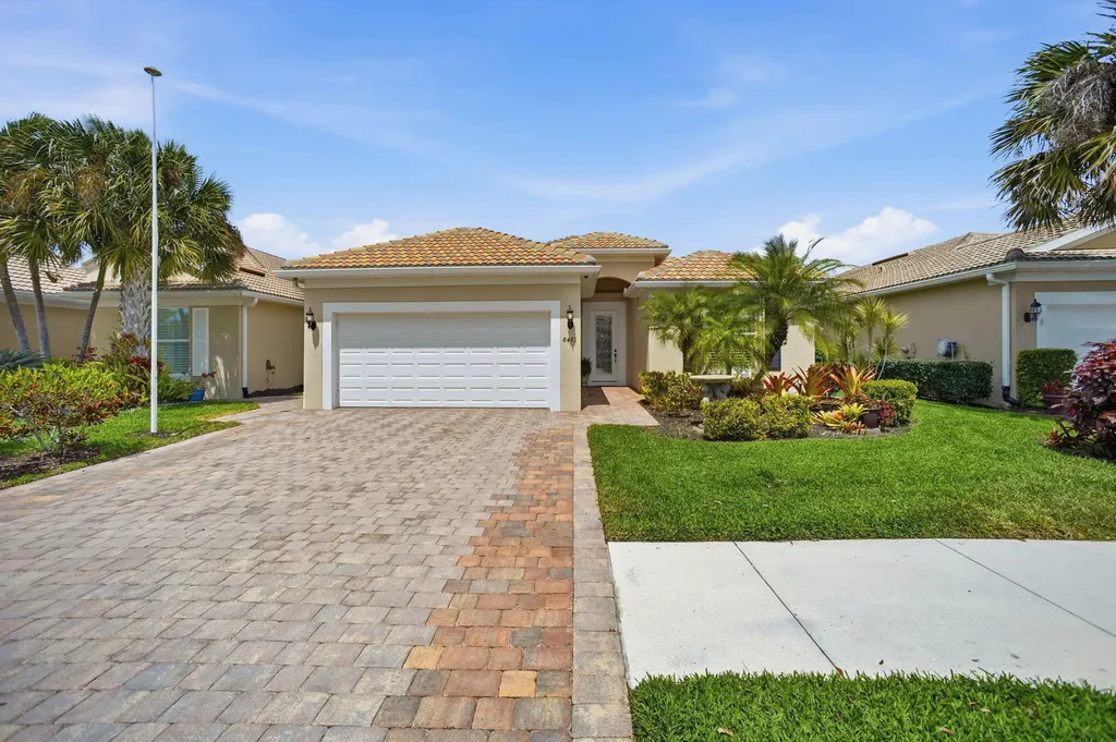 8481 Benelli Court Naples FL 34114