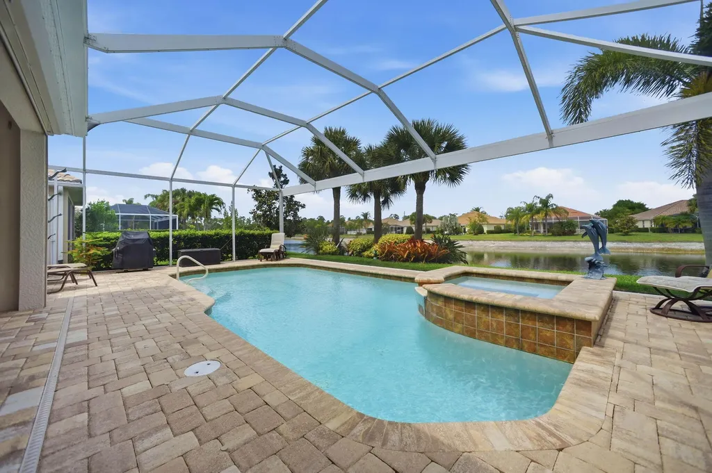 8481 Benelli Court Naples FL 34114