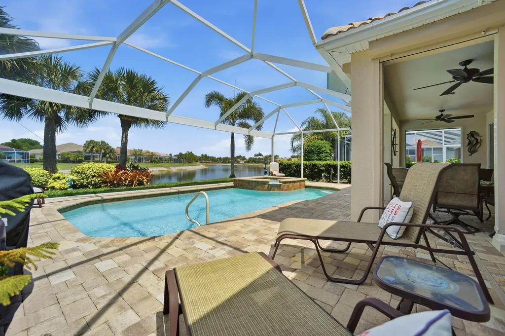 8481 Benelli Court Naples FL 34114