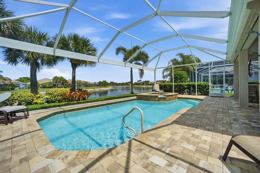 8481 Benelli Court Naples FL 34114