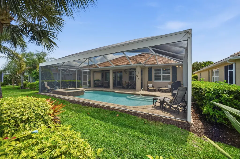 8481 Benelli Court Naples FL 34114