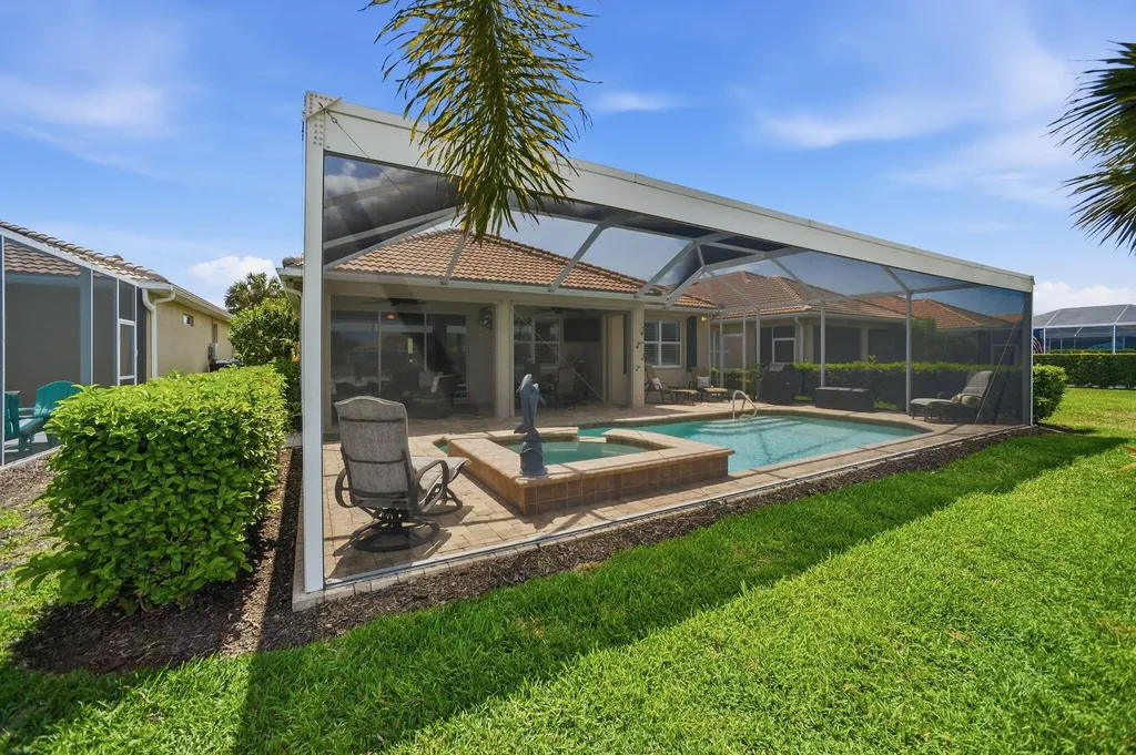 8481 Benelli Court Naples FL 34114