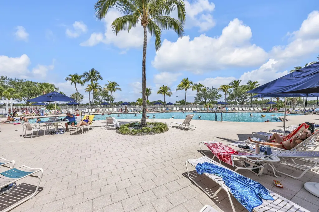 8481 Benelli Court Naples FL 34114