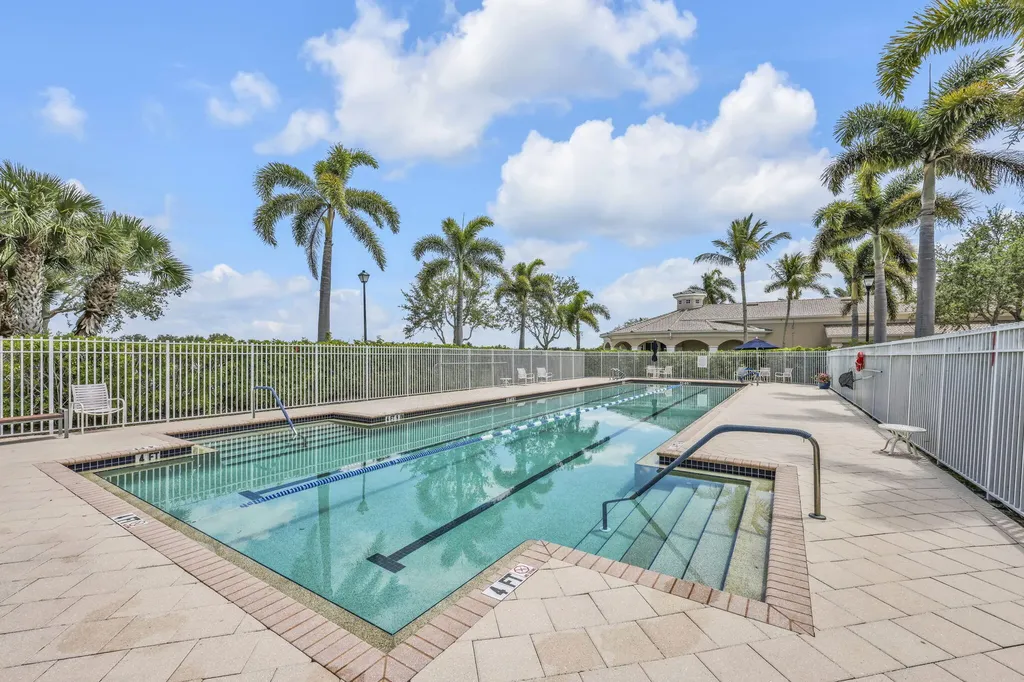8481 Benelli Court Naples FL 34114