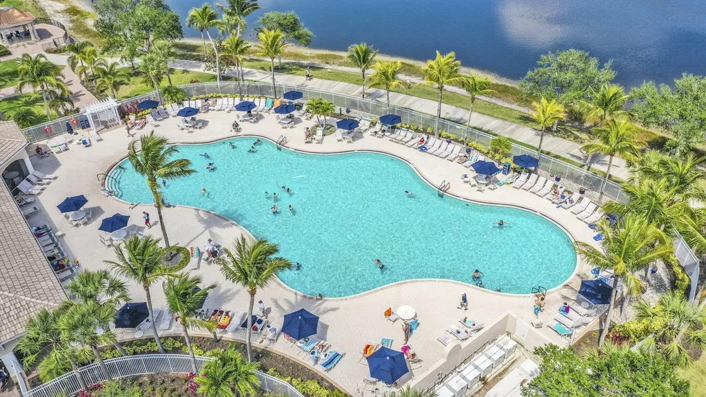 8481 Benelli Court Naples FL 34114