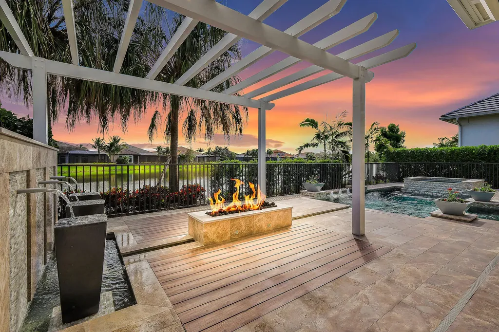 3208 Kumamoto Lane Naples FL 34114