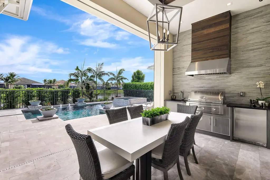 3208 Kumamoto Lane Naples FL 34114