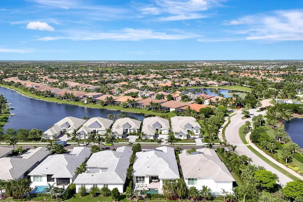 3208 Kumamoto Lane Naples FL 34114