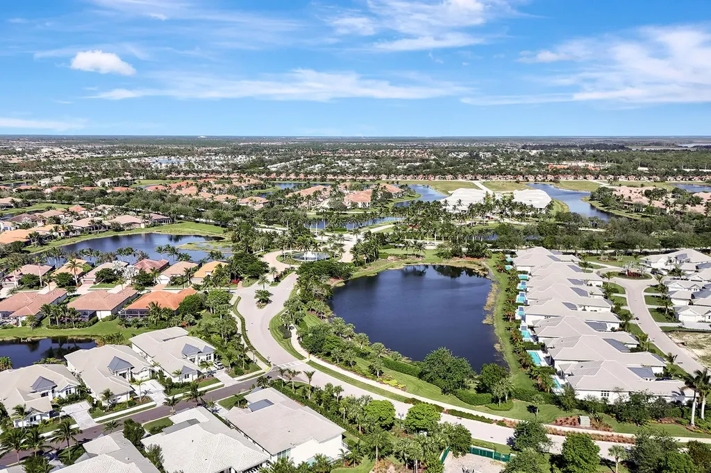 3208 Kumamoto Lane Naples FL 34114