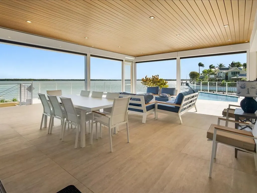 1798 Wavecrest Court Marco Island FL 34145