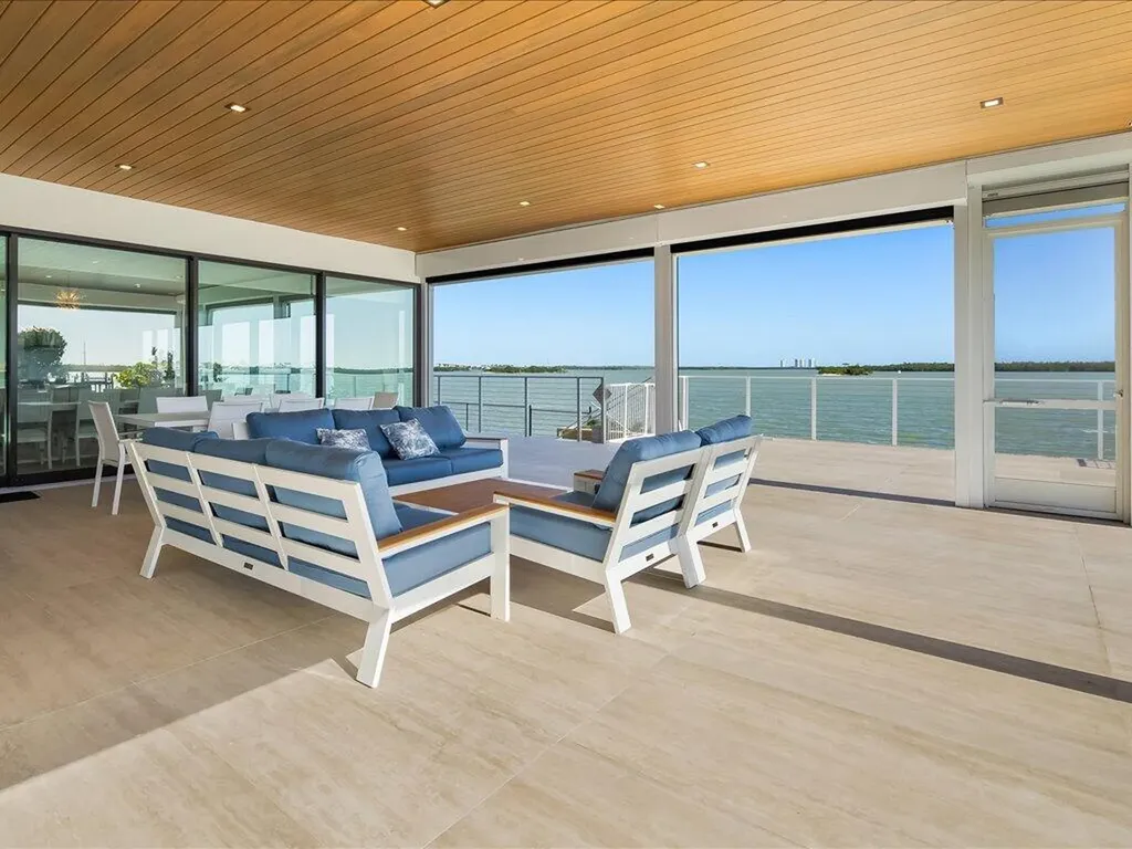 1798 Wavecrest Court Marco Island FL 34145