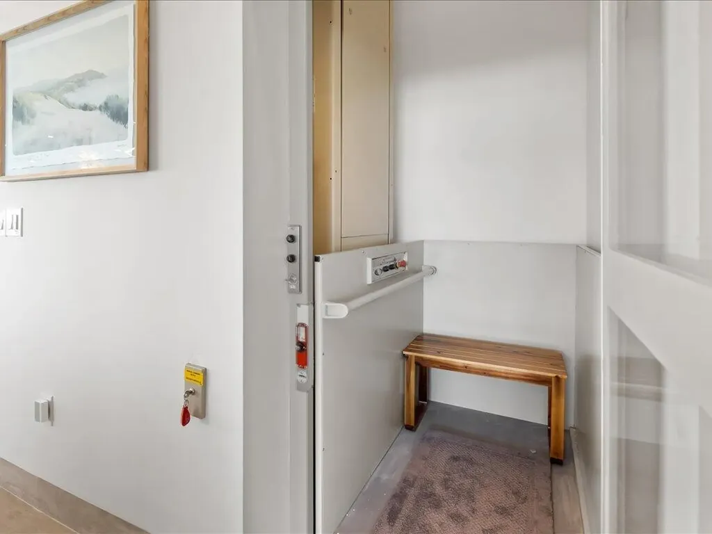 1798 Wavecrest Court Marco Island FL 34145